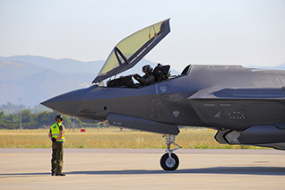 AM GHEDI 250702 F35 154G 03T