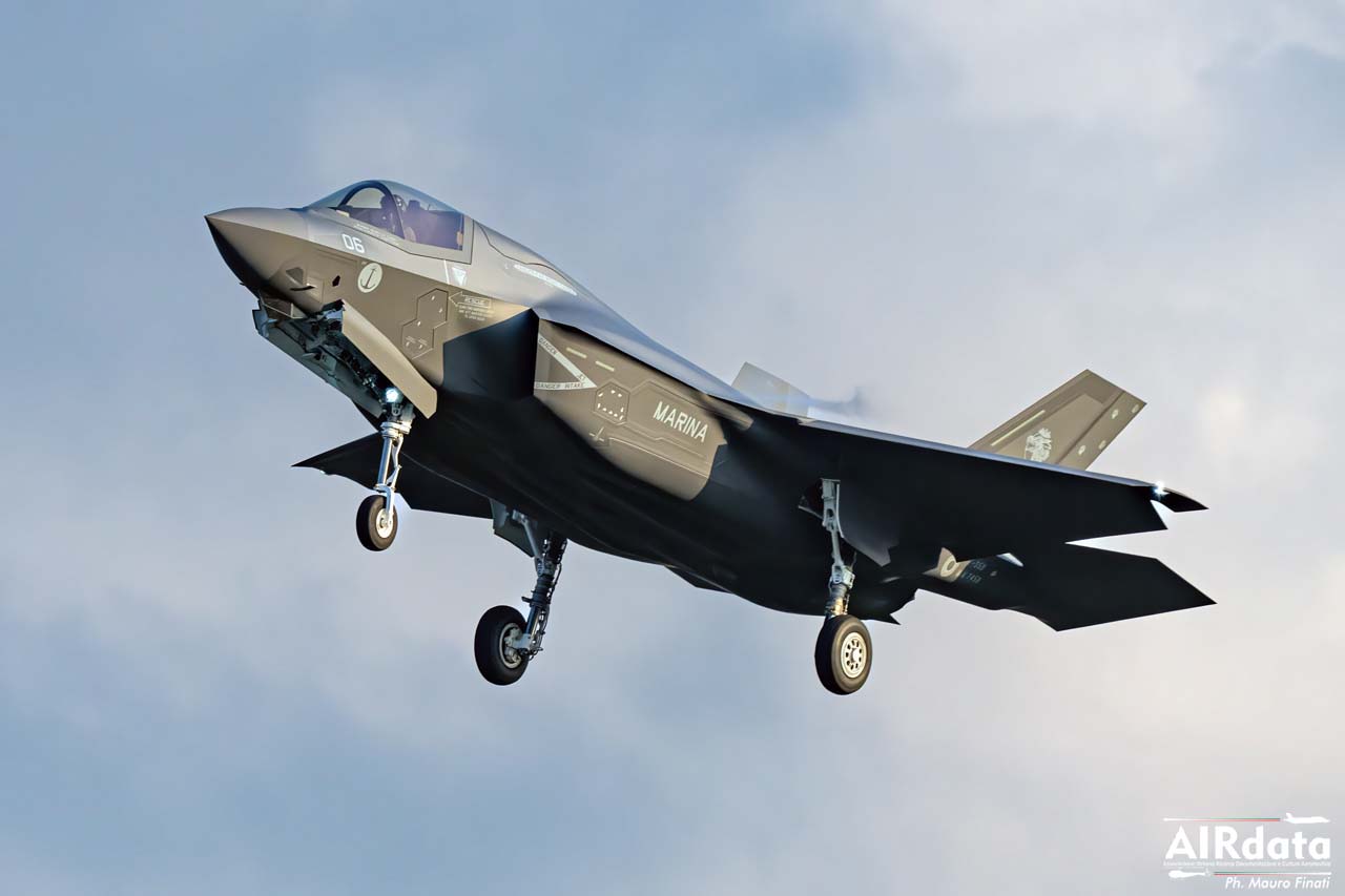 7 MM GRUPAER F35B MM7458 4 06 CAMERI 20231107 MF