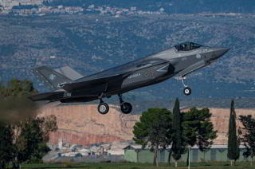 MM F 35B 7457 4 05 GRUPAER 20251106 Amendola Ex. FalconStrike2025 MF