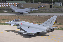 F2000 AM 8